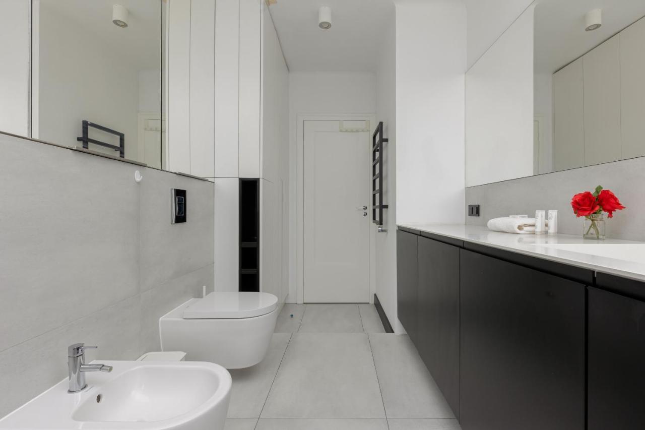 Апартаменти Trendy Marszalkowska With View Near Ogrod Saski By Renters *