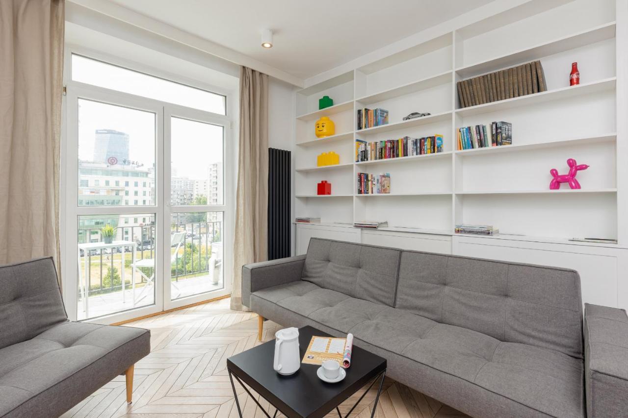 Trendy Marszalkowska With View Near Ogrod Saski By Renters * Варшава